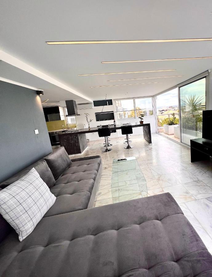 Citycenter Penthouse Mini Private Pool With Hydromassage And Great Town View Athene Buitenkant foto