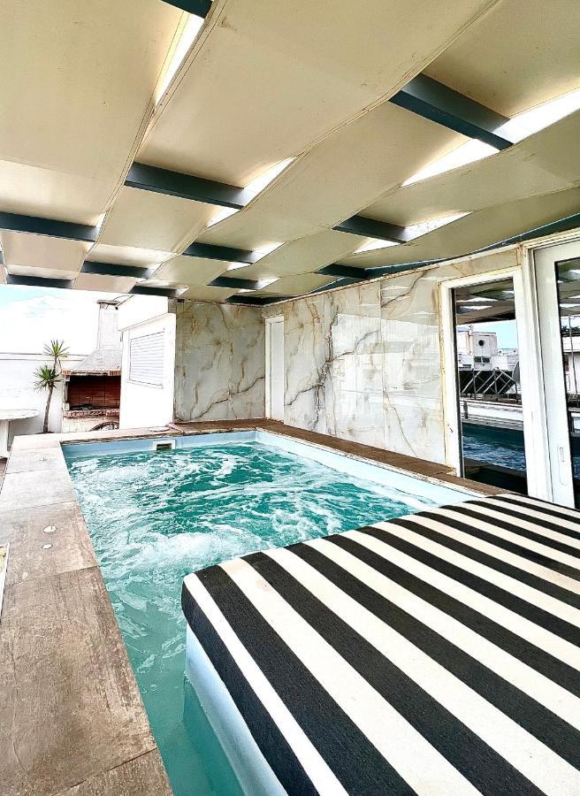 Citycenter Penthouse Mini Private Pool With Hydromassage And Great Town View Athene Buitenkant foto